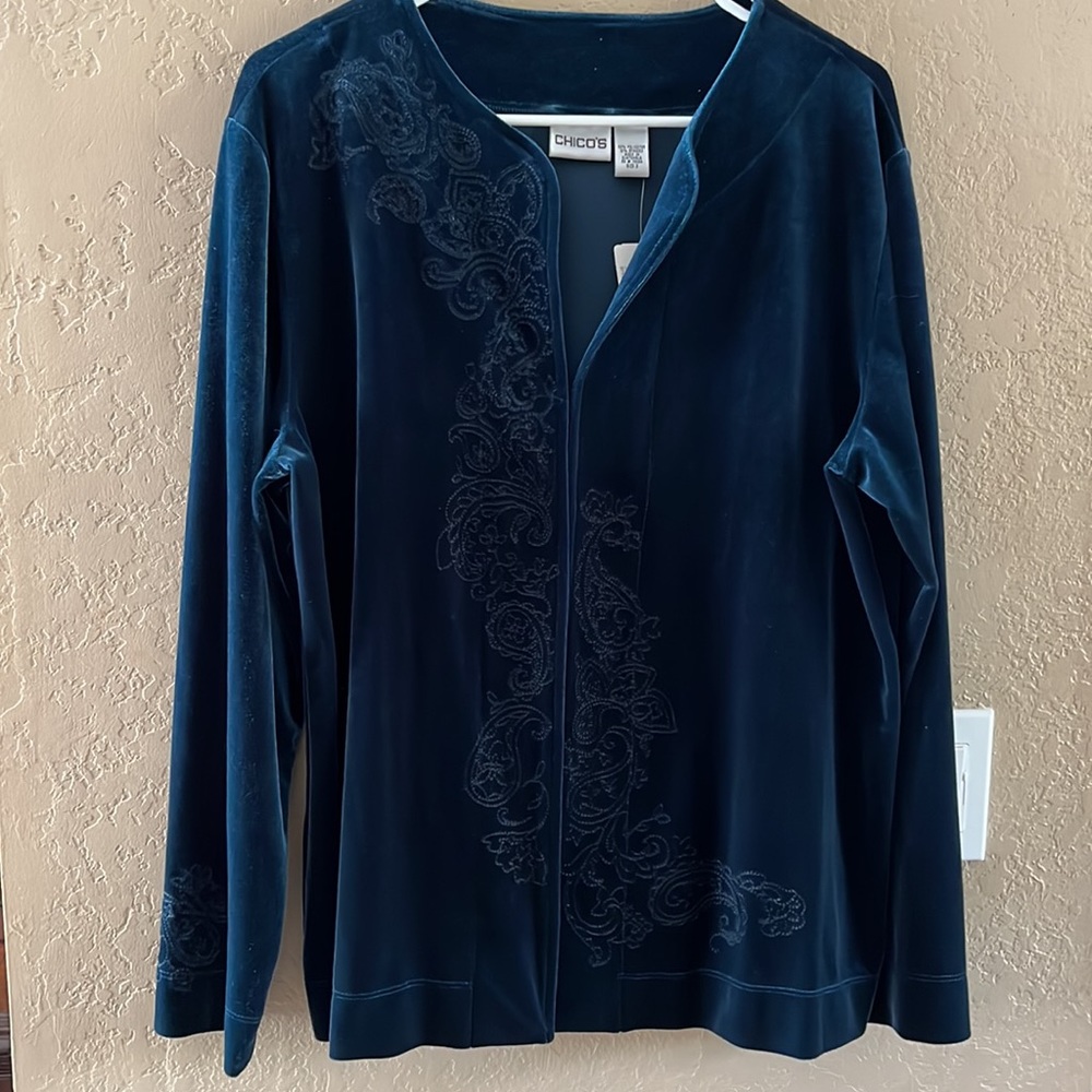 Chico’s Velvet Embroidered Cardigan Size 3  Green Scroll Tonal Trim NWT - Picture 15 of 17